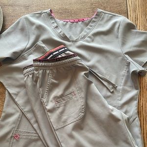 HeartSoul Grey‎ Scrub Set  Top-Large Pants-Medium Willing to Seperate
